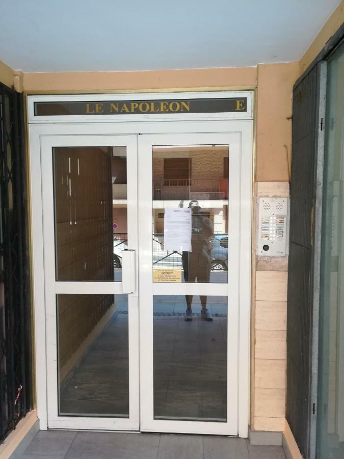 Apartament Le Stud Golfe-Juan Zewnętrze zdjęcie